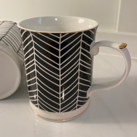 Beautiful Grace’s Tea Ware Geometric Pattern Cups - Picture 2 of 4